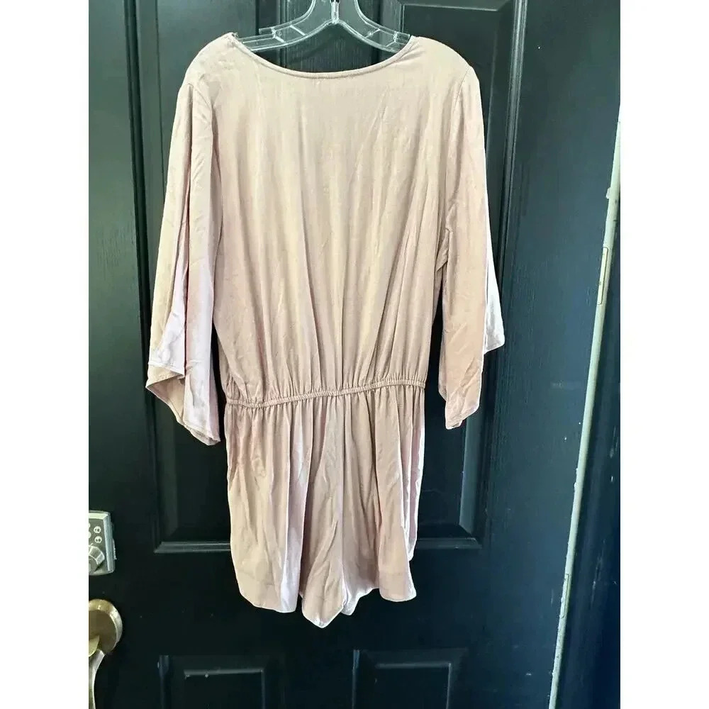 Umgee Pink Scalloped Kimono Romper Size Medium